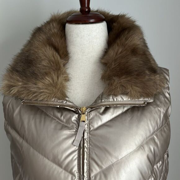 Talbots Metallic Taupe Down Puffer Vest Faux Fur Collar Women’s L - Picture 4 of 10